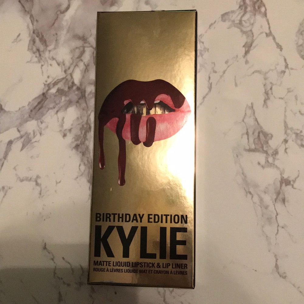 Leo Matte Liquid Lipstick & Lip Liner